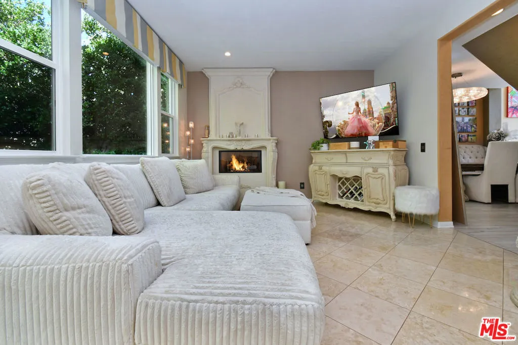 3661 El Encanto Drive, Calabasas, California 91302 home-pic-20